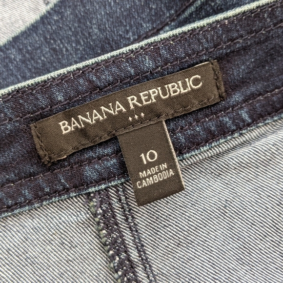 Banana Republic Denim Pencil Skirt Size 10 - Picture 2 of 9